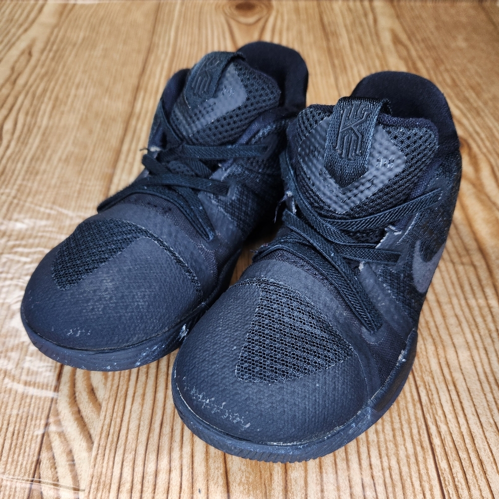Nike Kids Black Sneakers
